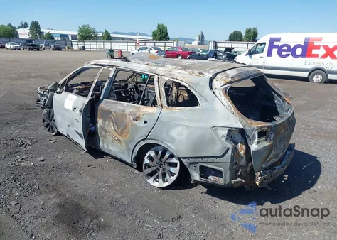 2021 Subaru Outback Premium z USA, uszkodzony, nr VIN 4S4BTAFC2M3177821